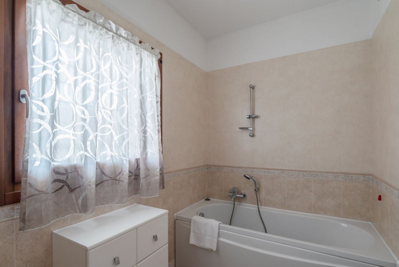 Doccia, asciugacapelli, bidet