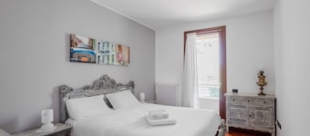 Cozy villa on two floors of about 150 sqm perfect for 7 people.The villa is located in a quiet residential area in the heart of nature in the Euganean Hills and a short walk from the wonderful spa of Abano and the historic center of Abano Terme. Also nea