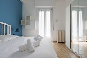 1 camera, una scrivania, ferro/asse da stiro, Wi-Fi