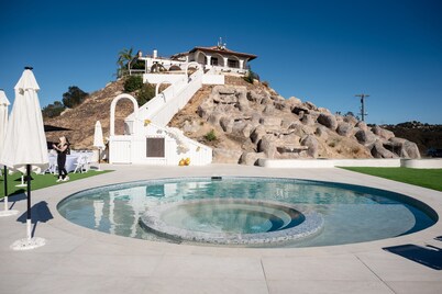 Beautiful Fallbrook Estate Ideal for Weddings and Events