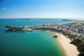 Beach nearby - Sutherlands, Tenby - Six Bedroom Cottage, Sleeps 10 (Tenby)