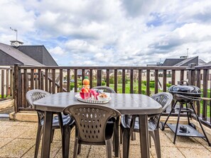 Outdoor dining - Les Maisons de la Mer by Interhome (Cabourg)
