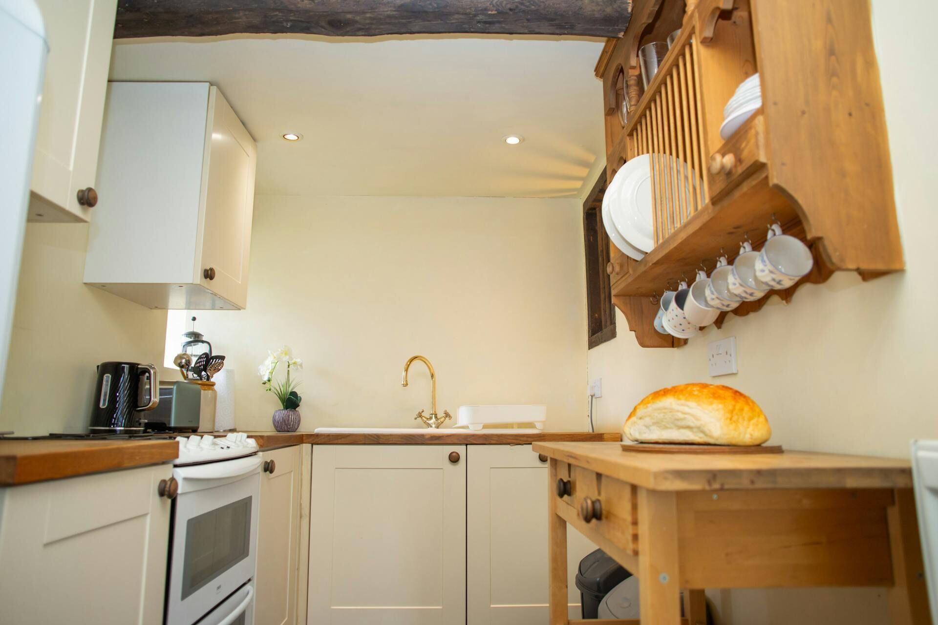 Fridge, microwave, dishwasher, toaster