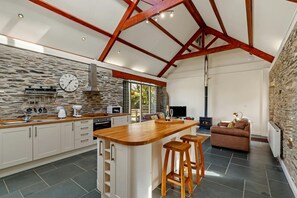 Interior - Penpedwast Upper Barn, Newport (Eglwyswrw)