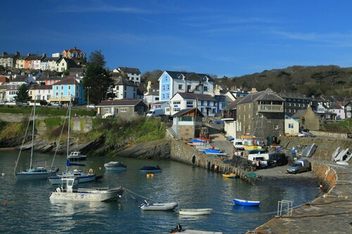3 Prospect Place, New Quay