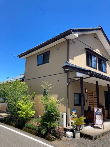 Private house near expressway interchange / Echizen Fukui