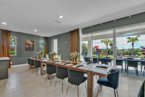 Meeting facility - Regal Royale at Reunion | Sleeps 30 | Pool, Theater & Game Room (Kissimmee)