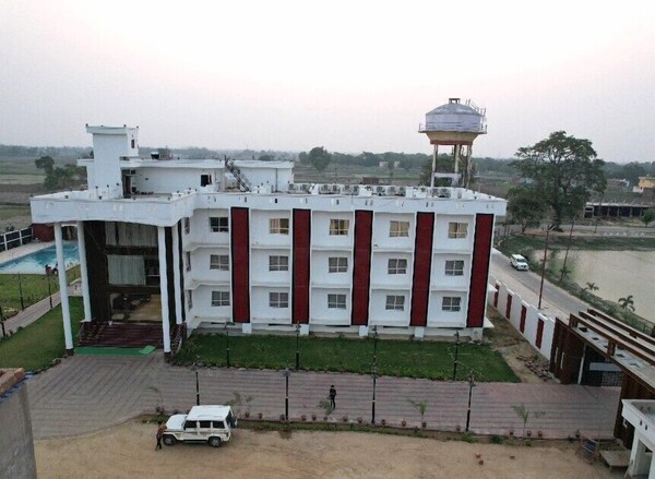 Raj Vilas Hotel & Resort Maharajganj - Bihar