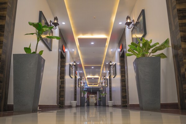 Lobby - Raj Vilas Hotel & Resort Maharajganj (Maharajganj)