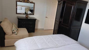 1 bedroom, iron/ironing board, free WiFi, bed sheets