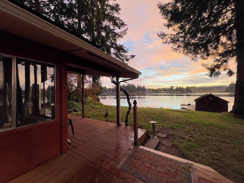 Escape to our 2BR Long Lake waterfront home with private dock, direct lake access, and serene views.