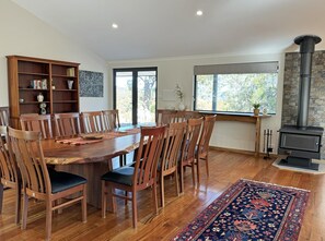 Dining - Springdale Gums: Denmark Forest Retreat (Hay)