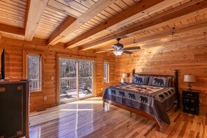 4 quartos, Wi-Fi de cortesia, roupa de cama