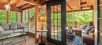 Game Room | Outdoor Shower | Fire Pit | Hot Tub