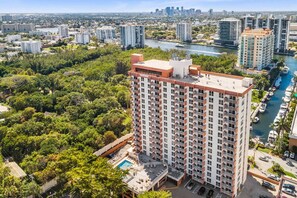 Exterior - Studio Apartment Close to the Beach! (Fort Lauderdale)