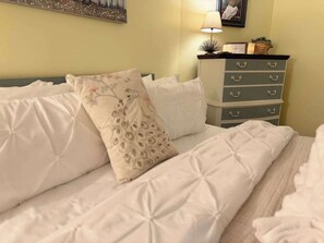 1 bedroom, iron/ironing board, travel crib, WiFi