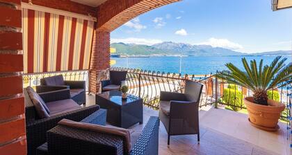 Seafront Haven Darka, Bijela, Montenegro