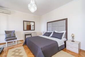 3 Schlafzimmer, Bügeleisen/Bügelbrett, kostenloses WLAN, Bettwäsche