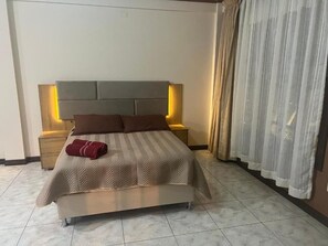 1 bedroom, WiFi, bed sheets
