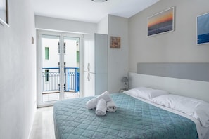 1 habitación y ropa de cama