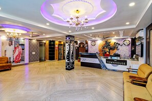 Reception - Townhouse 1284 The Grand Touch (Kanthi)