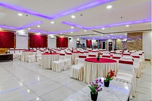 Meeting facility - Townhouse 1284 The Grand Touch (Kanthi)