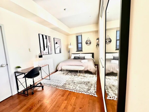 1 bedroom, desk, iron/ironing board, WiFi