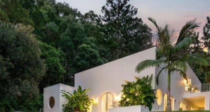 Mediterranean 4 bedroom farm house