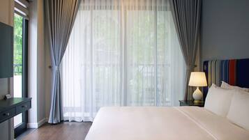 Premium bedding, minibar, in-room safe, desk