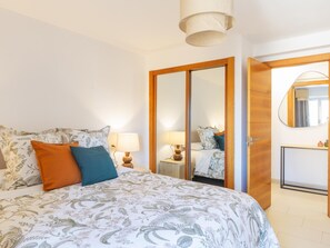 2 Schlafzimmer, Bügeleisen/Bügelbrett, Internetzugang