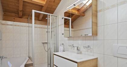 Schöne Wohnung für 6 Personen mit W-LAN, TV und Balkon
