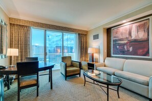 TV - MGM Signature Deluxe Balcony Strip View Suite (Las Vegas)