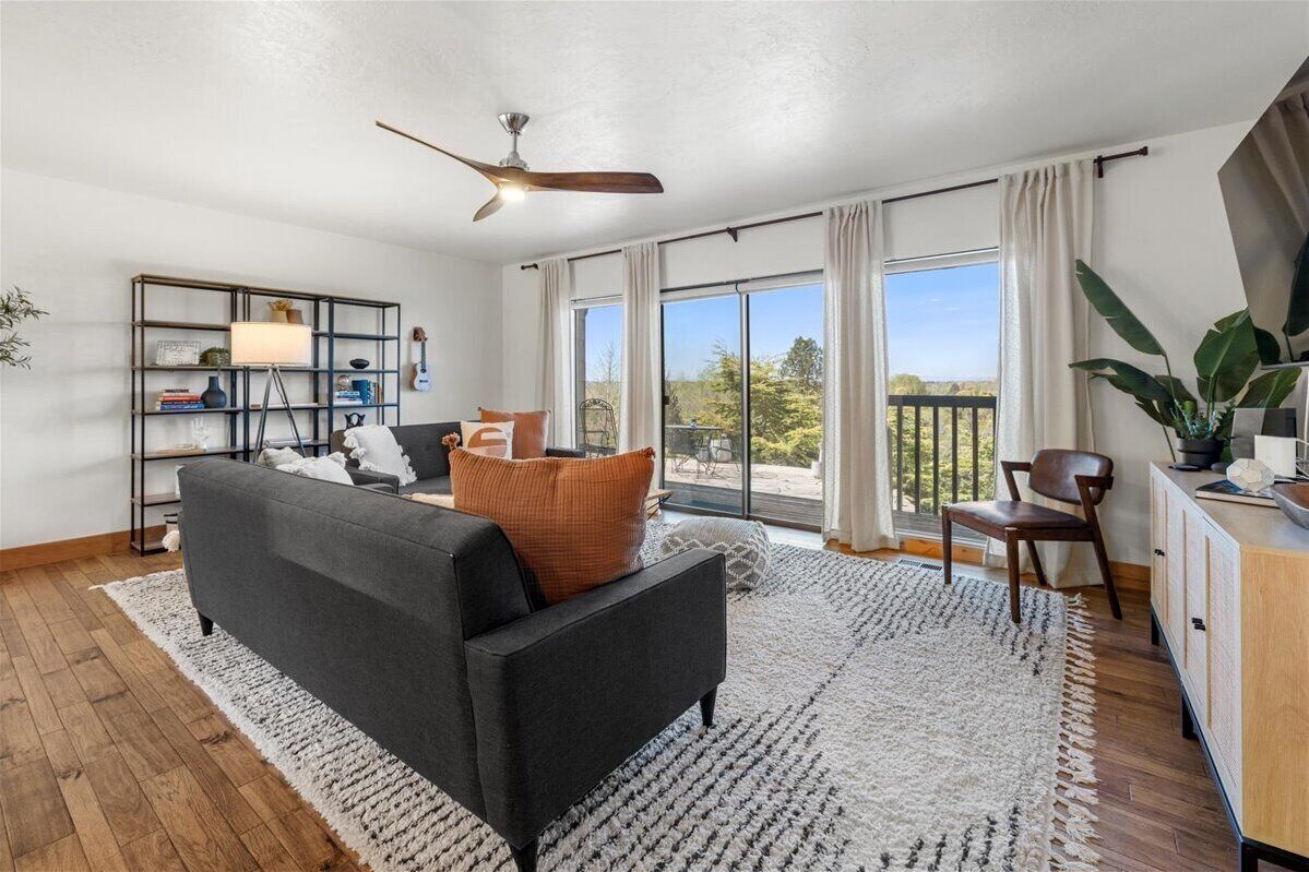 *Heart of North end*Balcony*King*Parking*100Mbps