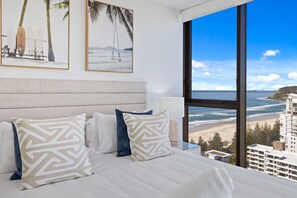 Superior Apartment | Individually decorated, individually furnished, blackout drapes - Sandbar Burleigh Heads -Burleigh Letting (Burleigh Heads)