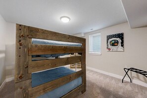 6 bedrooms, iron/ironing board, travel crib, WiFi