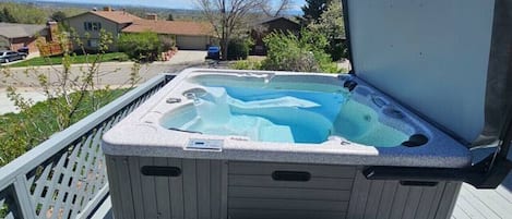 室外 SPA 浴池