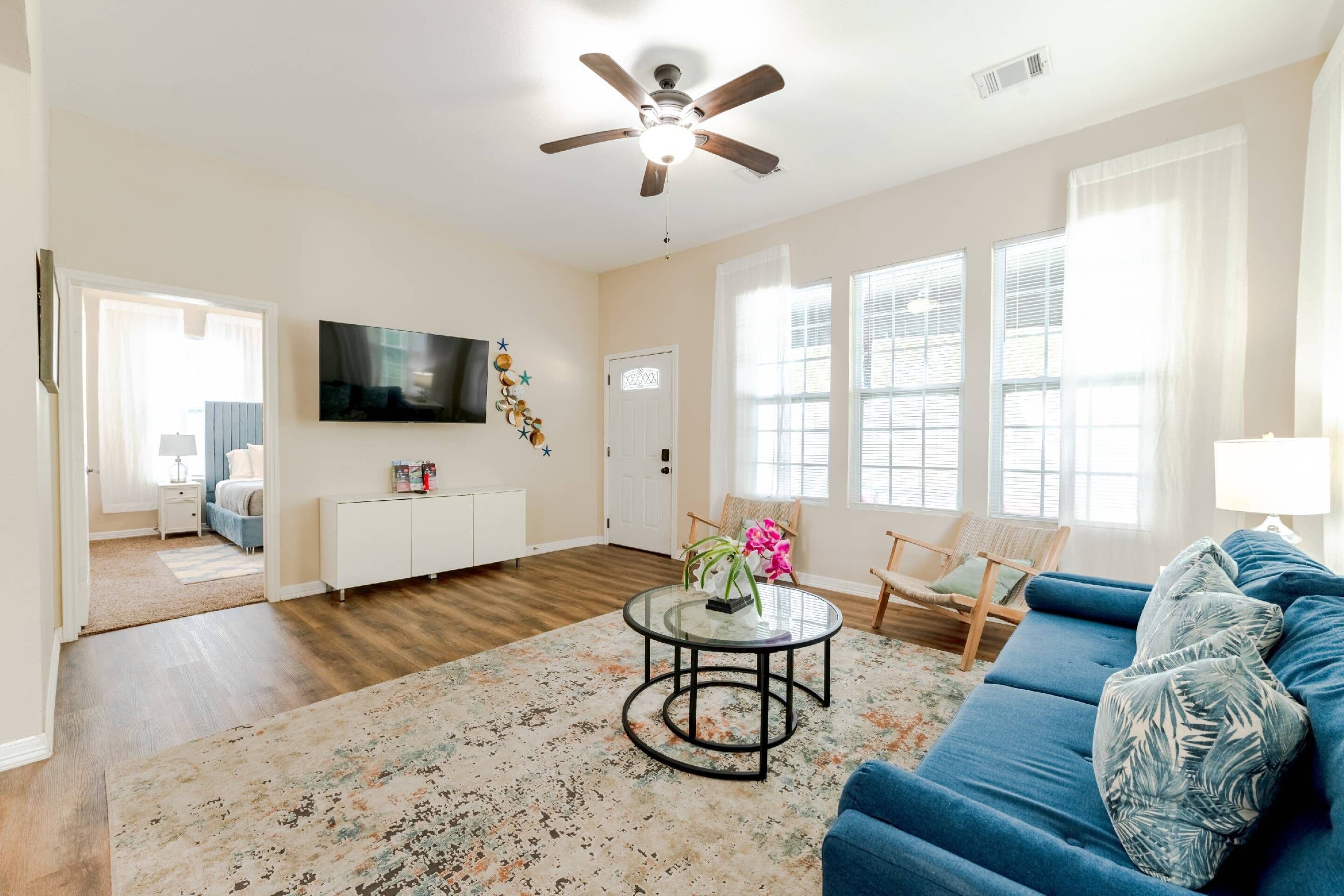 NEW | Close to Beach &Pleasure Pier|$200 Free Activities Daily|Off Street Parking|Pets Welcome