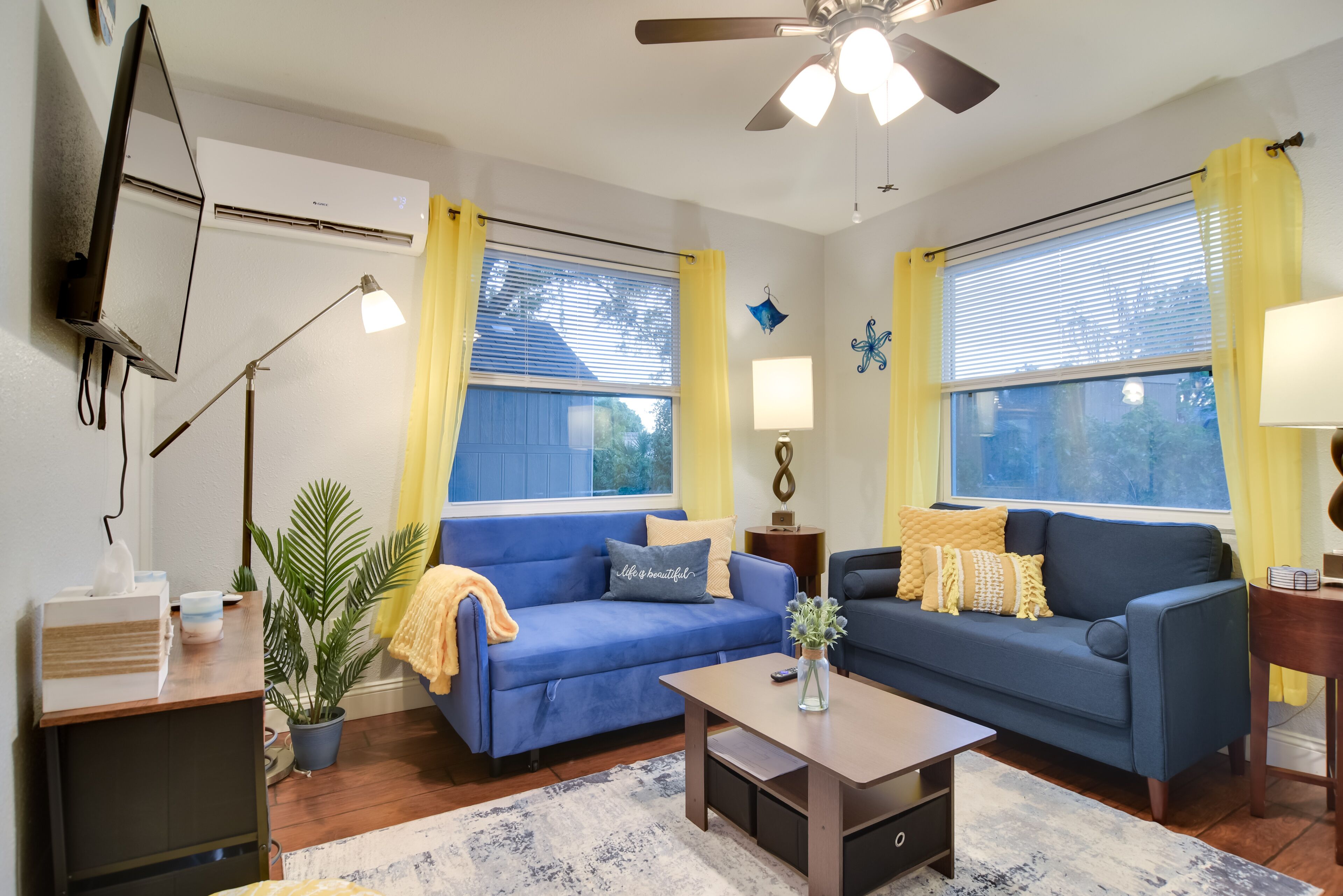 Dog-Friendly Largo Apartment w/ Large Shared Yard!