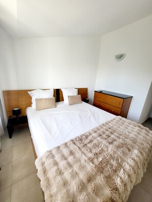 3 bedrooms, free WiFi, bed sheets - La Tranquillité Bleue en Famille (Cervione)