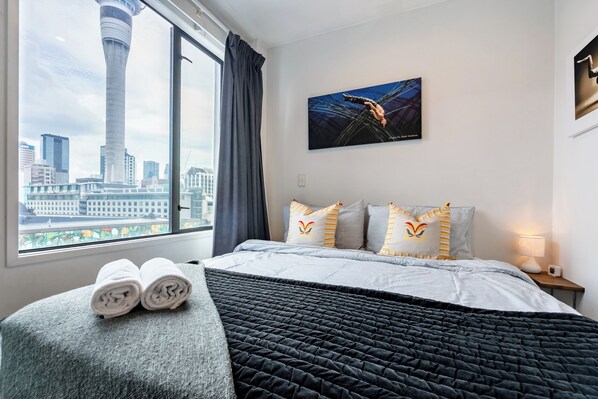 1 chambre, bureau, fer et planche à repasser, Wi-Fi gratuit