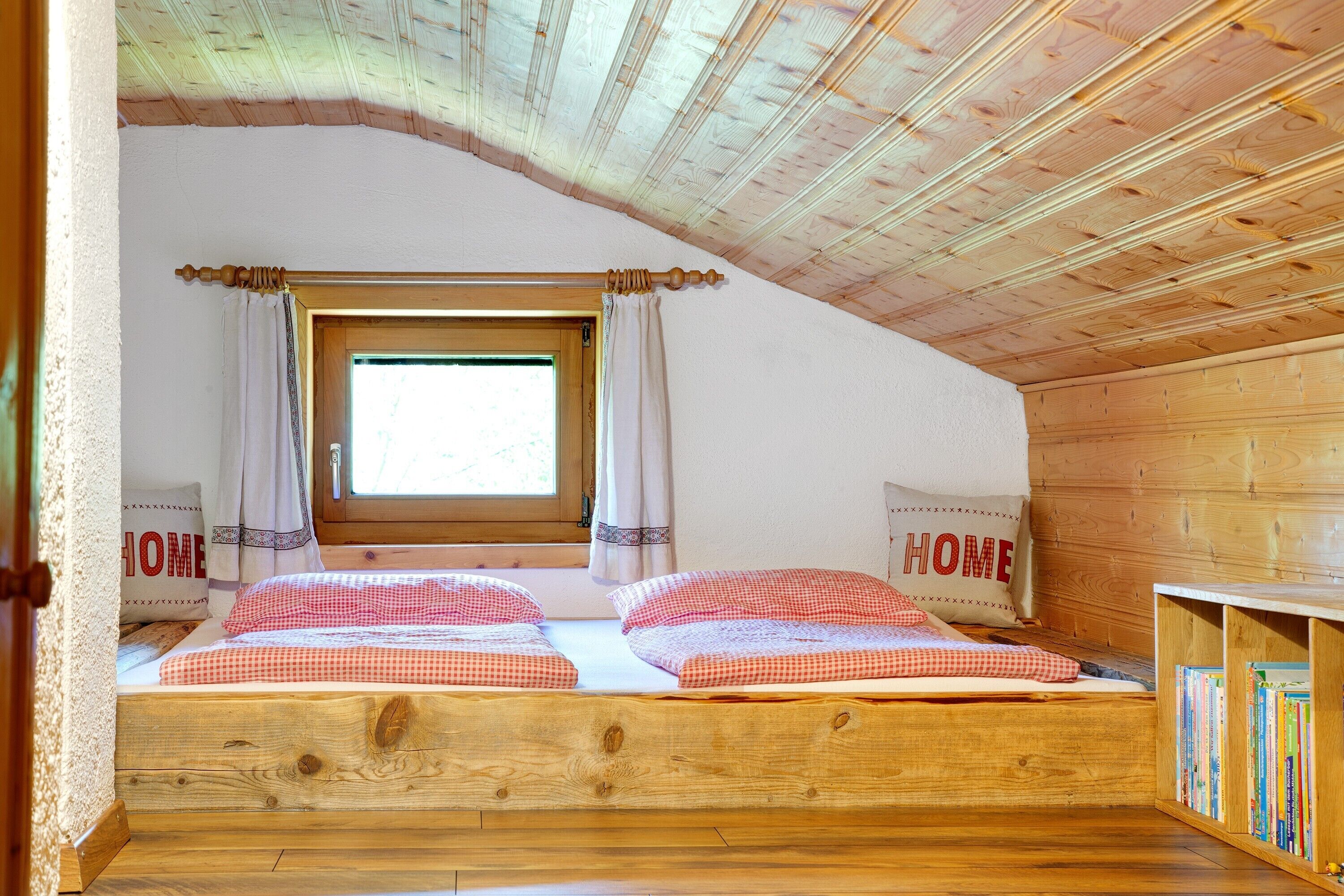3 camere, Wi-Fi gratuito, lenzuola