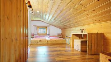 3 bedrooms, free WiFi, bed sheets