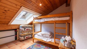 2 chambres, fer et planche à repasser, Wi-Fi gratuit