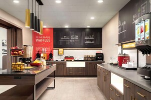 Desayuno buffet incluido todos los días 