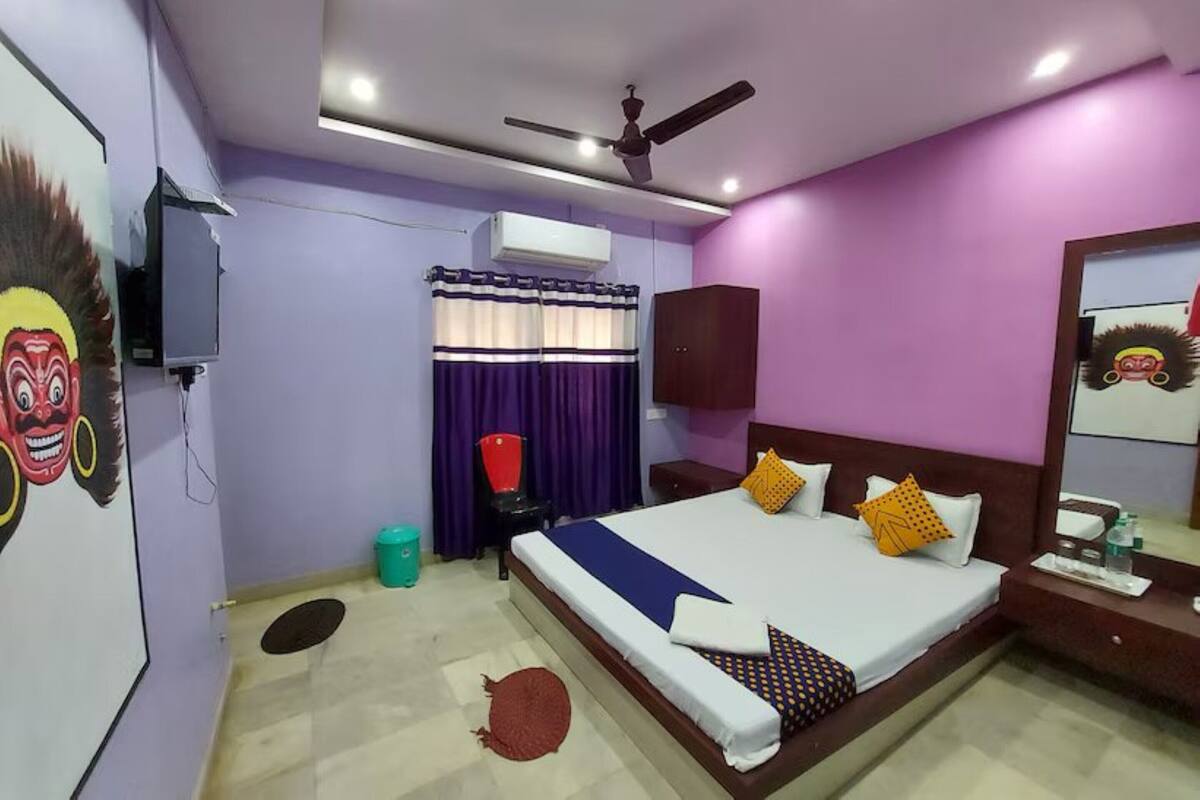 Deluxe Double Room | Free WiFi, bed sheets