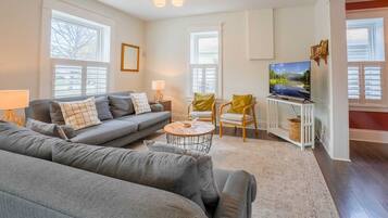 Televisión, oficina