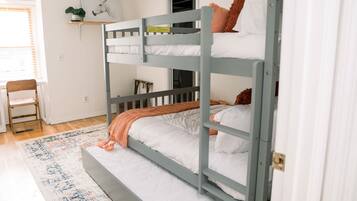 4 bedrooms, desk, iron/ironing board, travel crib