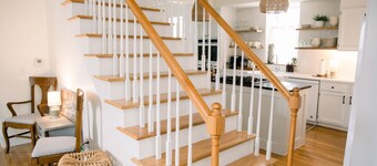 Victorian Gem Steps from Main St - Sleeps 9 & Pets