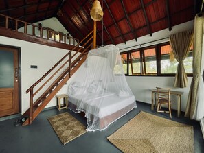 Free WiFi - MOMO ELLA (Ella)