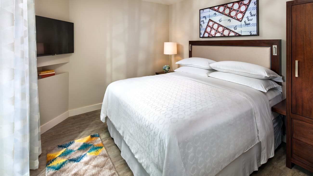 1 bedroom, iron/ironing board, travel crib, WiFi